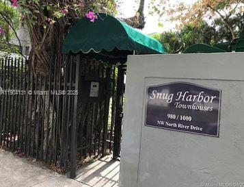 SNUG HARBOR - Residential