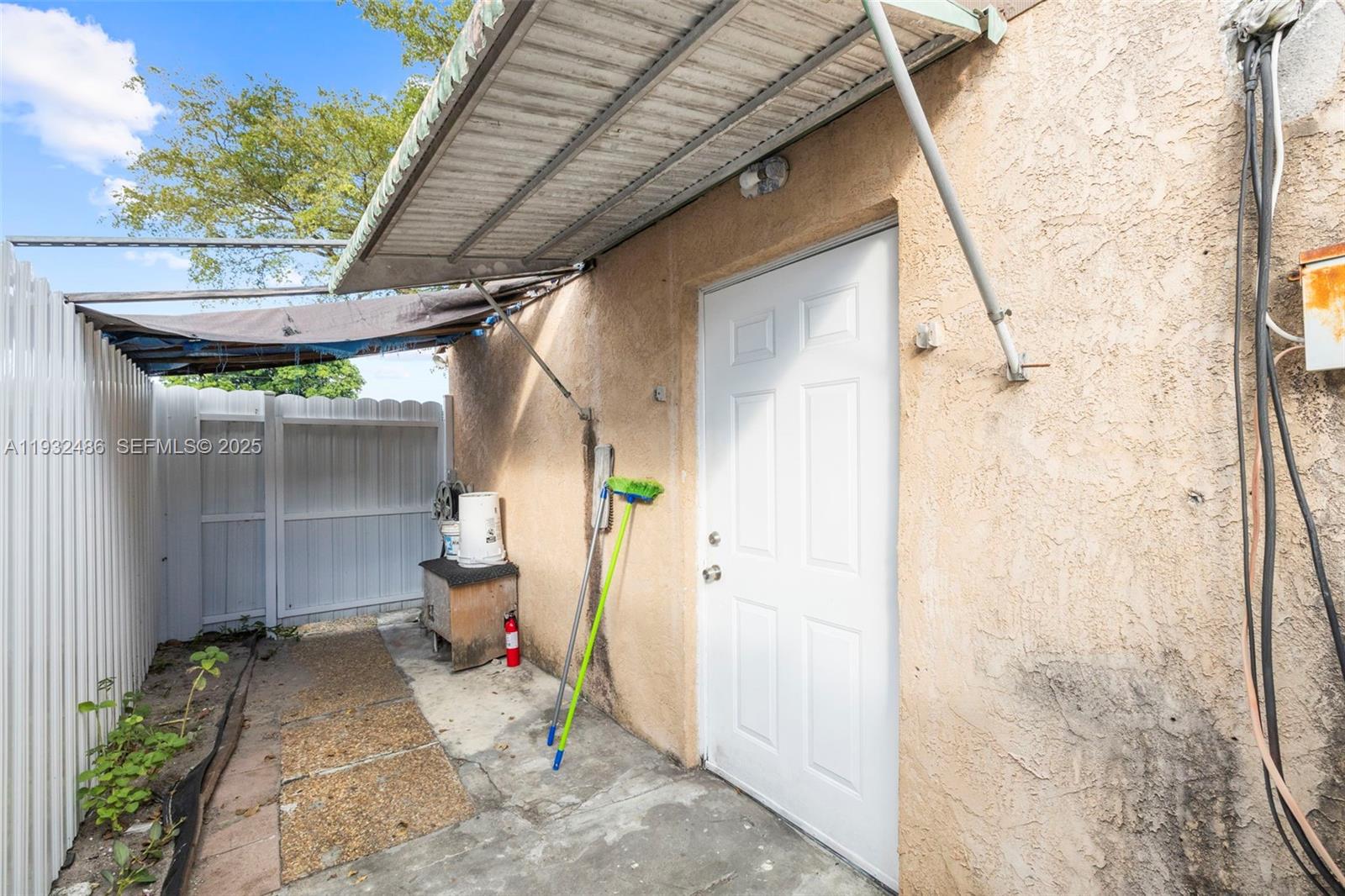 PALM SPRINGS 1ST ADDN - Residential