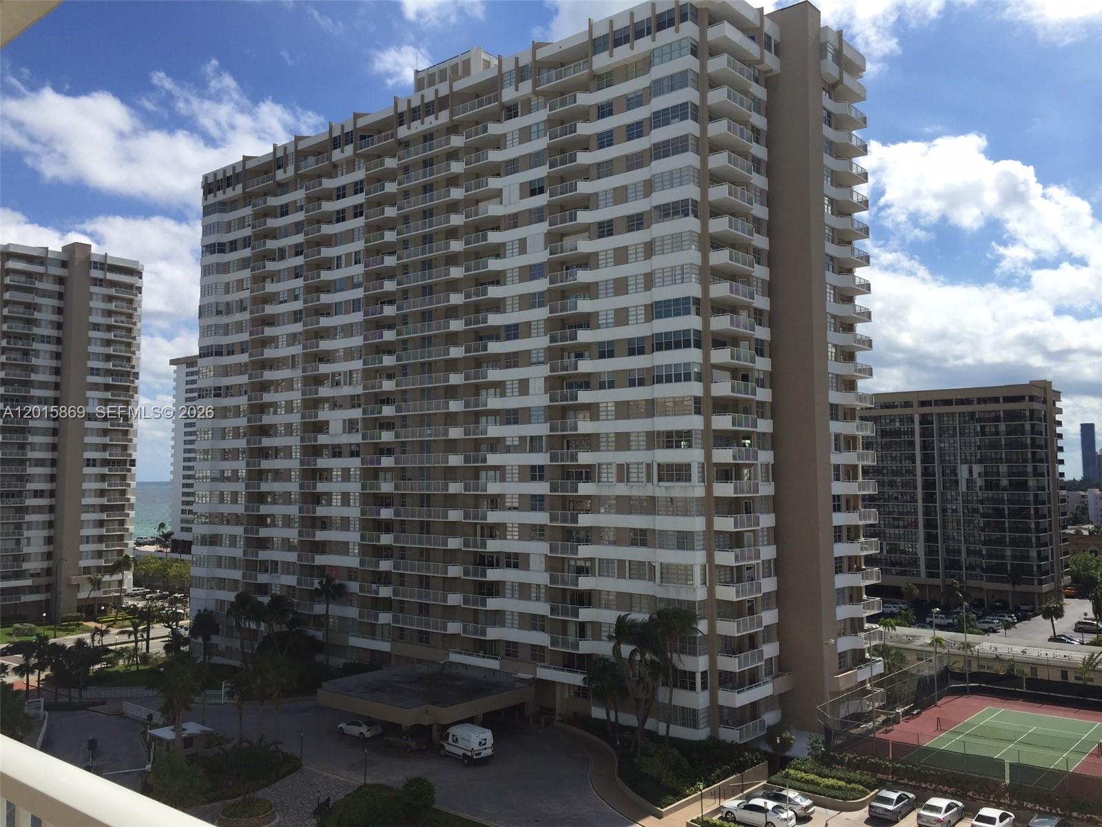HEMISPHERES CONDO - Residential Lease