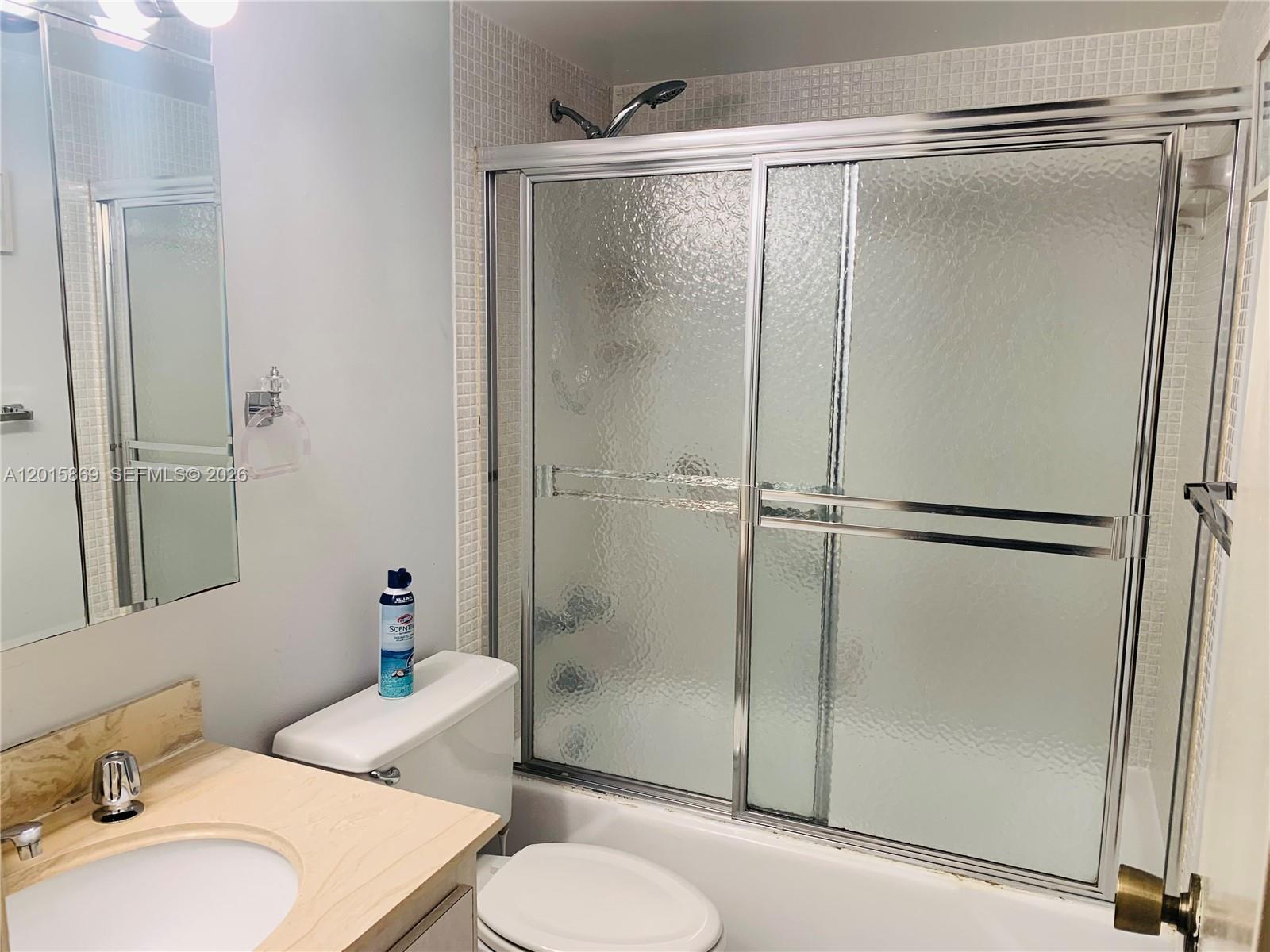 HEMISPHERES CONDO - Residential Lease