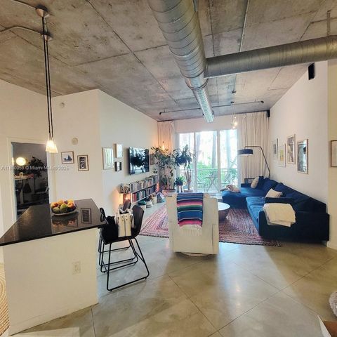 2001 Biscayne Blvd 2215 Miami FL 33137