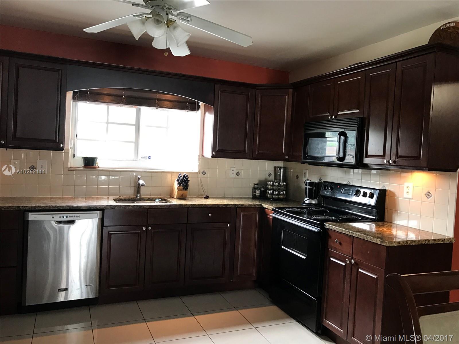 HERITAGE HOMES - Residential