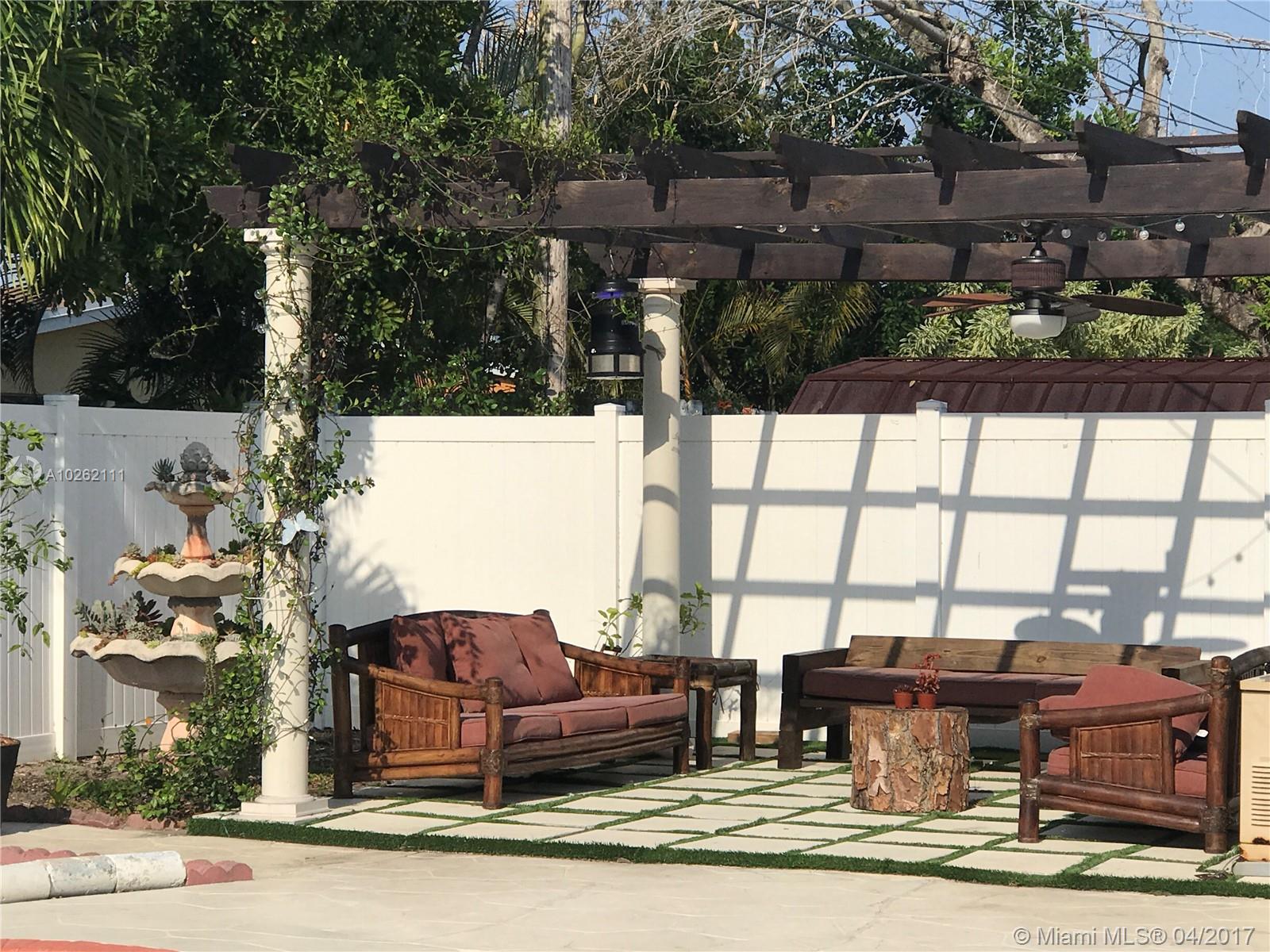 HERITAGE HOMES - Residential