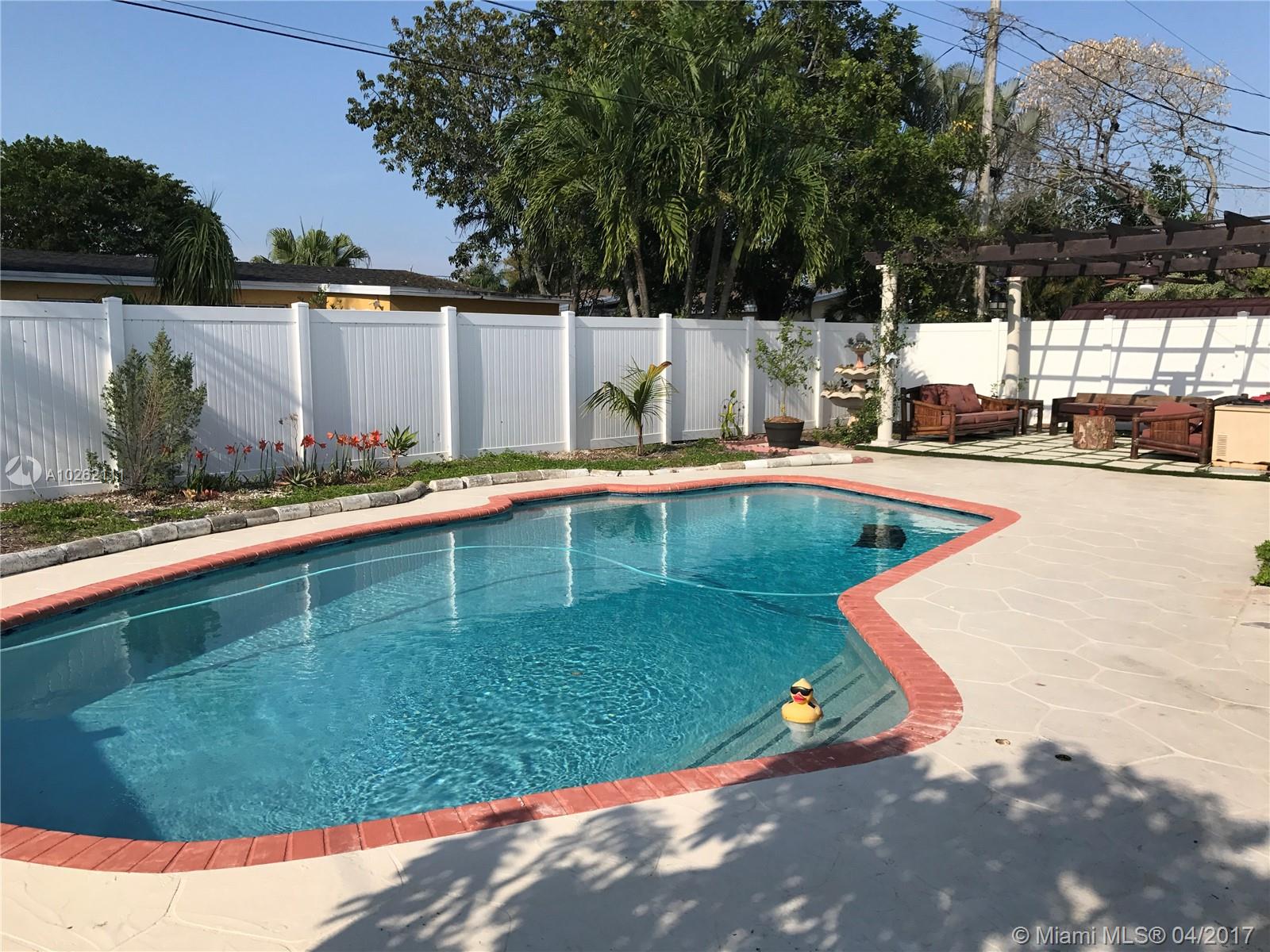 HERITAGE HOMES - Residential