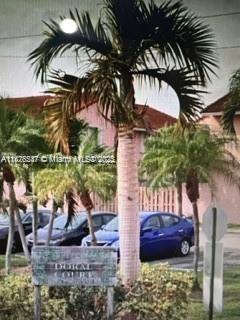 Excellent location in Doral nice apartment with two bedroom two completely bathrooms.
It has a washer and dryer.
Two assigned parking.
NO PETS.