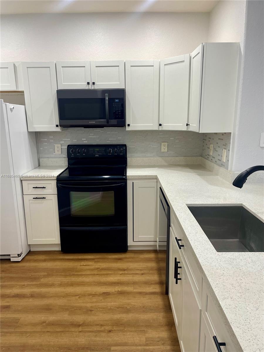 PARCEL I NAUTICA PLAT - Residential Lease