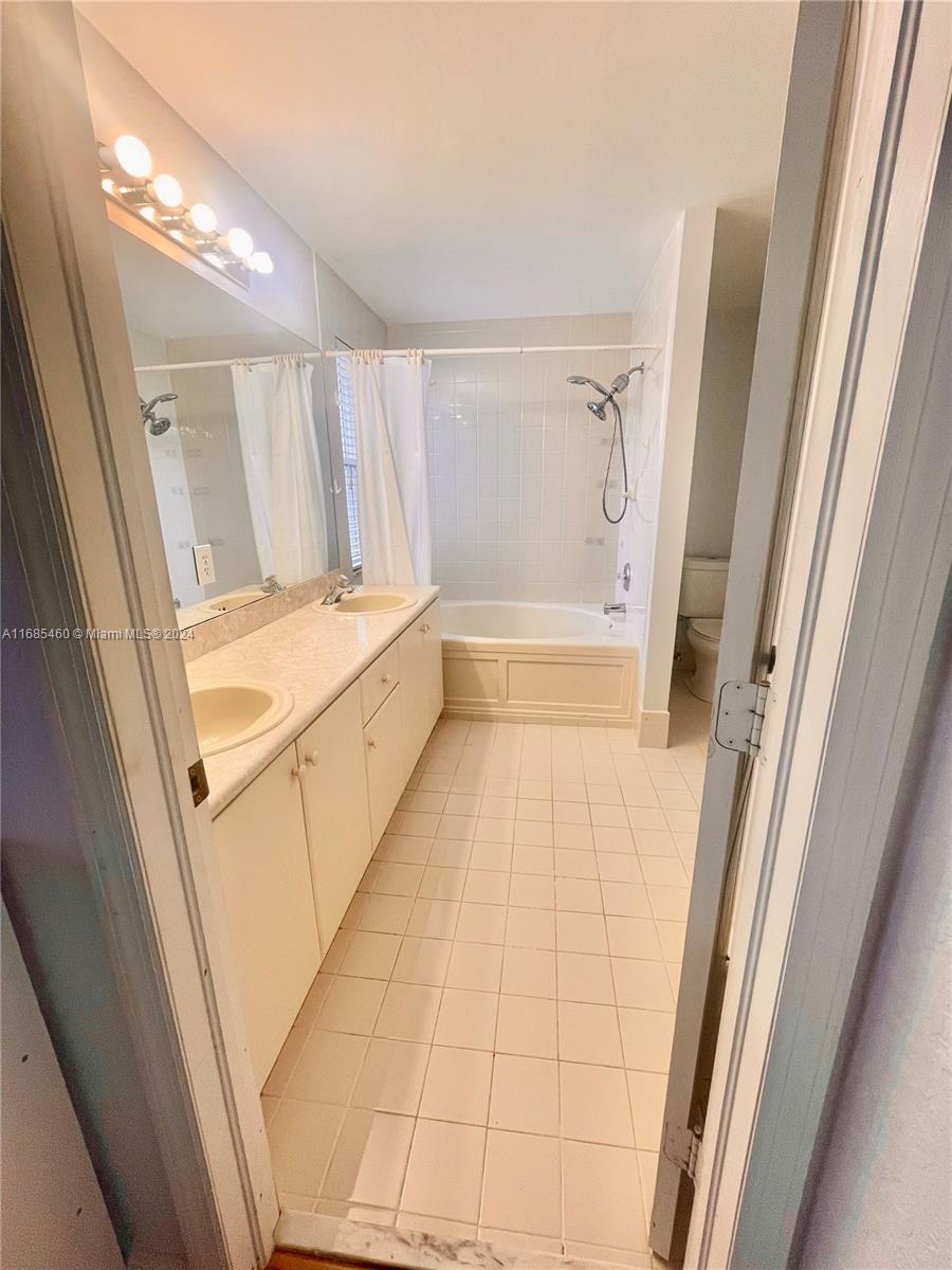 PARCEL I NAUTICA PLAT - Residential Lease