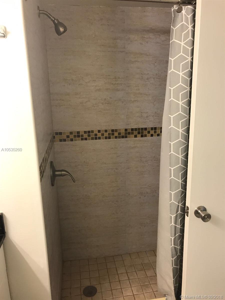 THE GREENS AT DORAL CONDO - Residential Lease