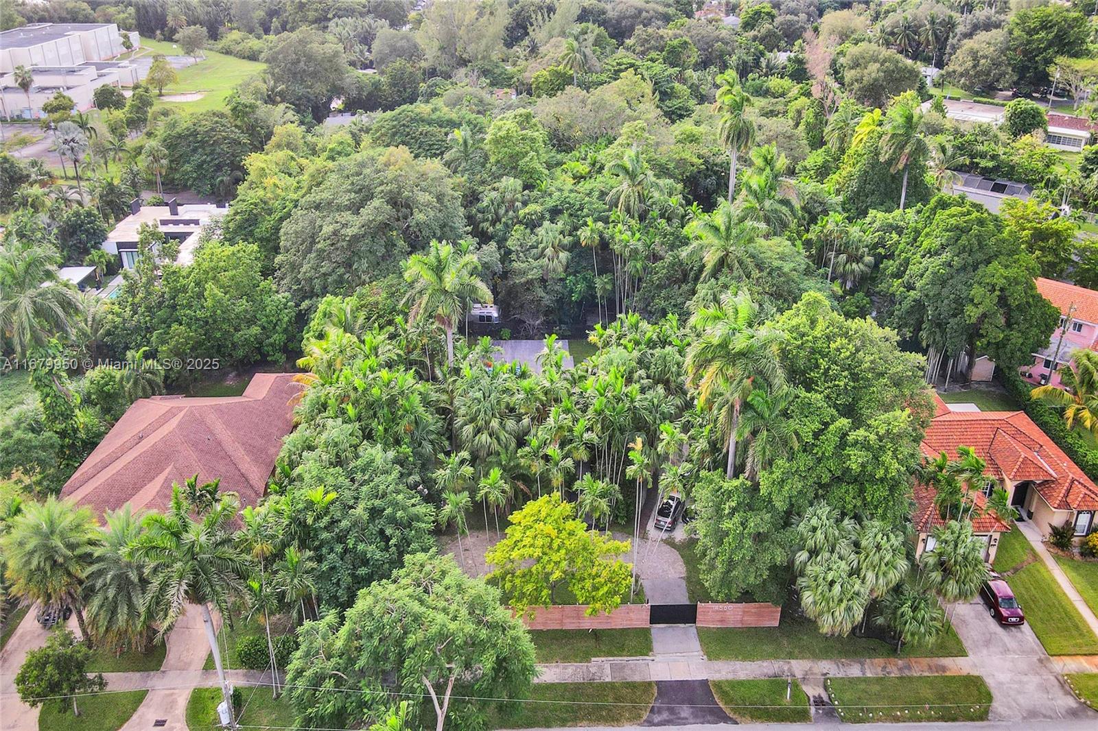 Golden Glades - Land