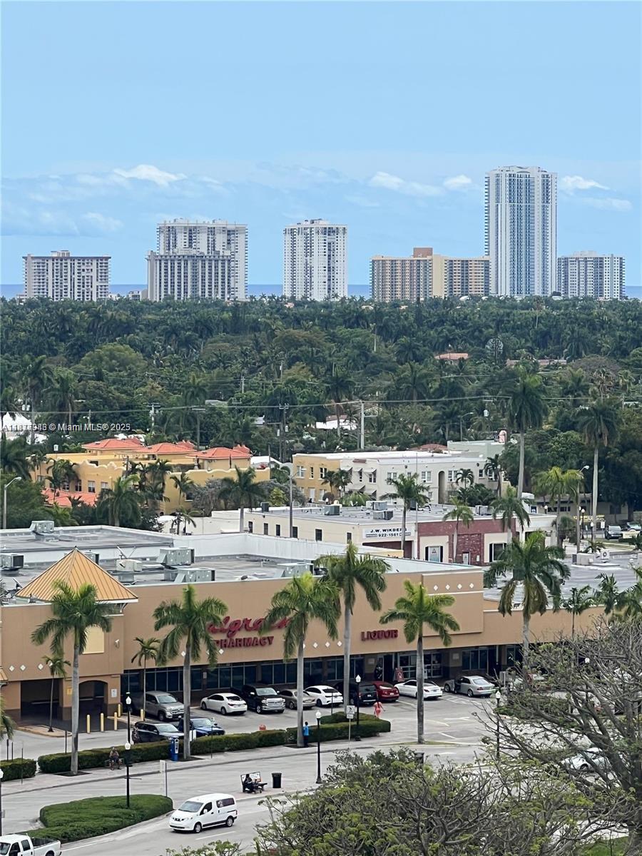 RADIUS CONDO - Residential Lease