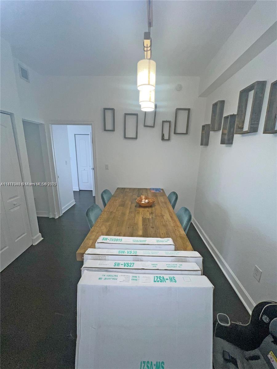 RADIUS CONDO - Residential Lease