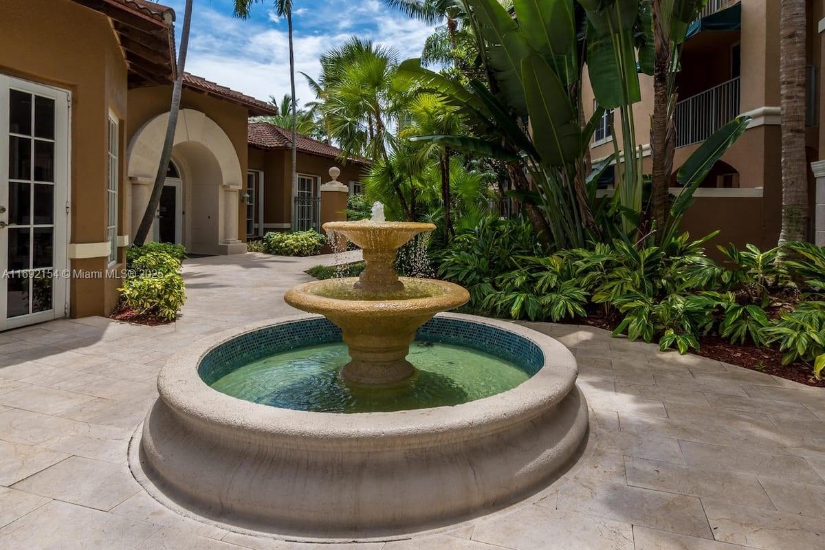 THE YACHT CLUB AT AVENTUR - Residential Lease