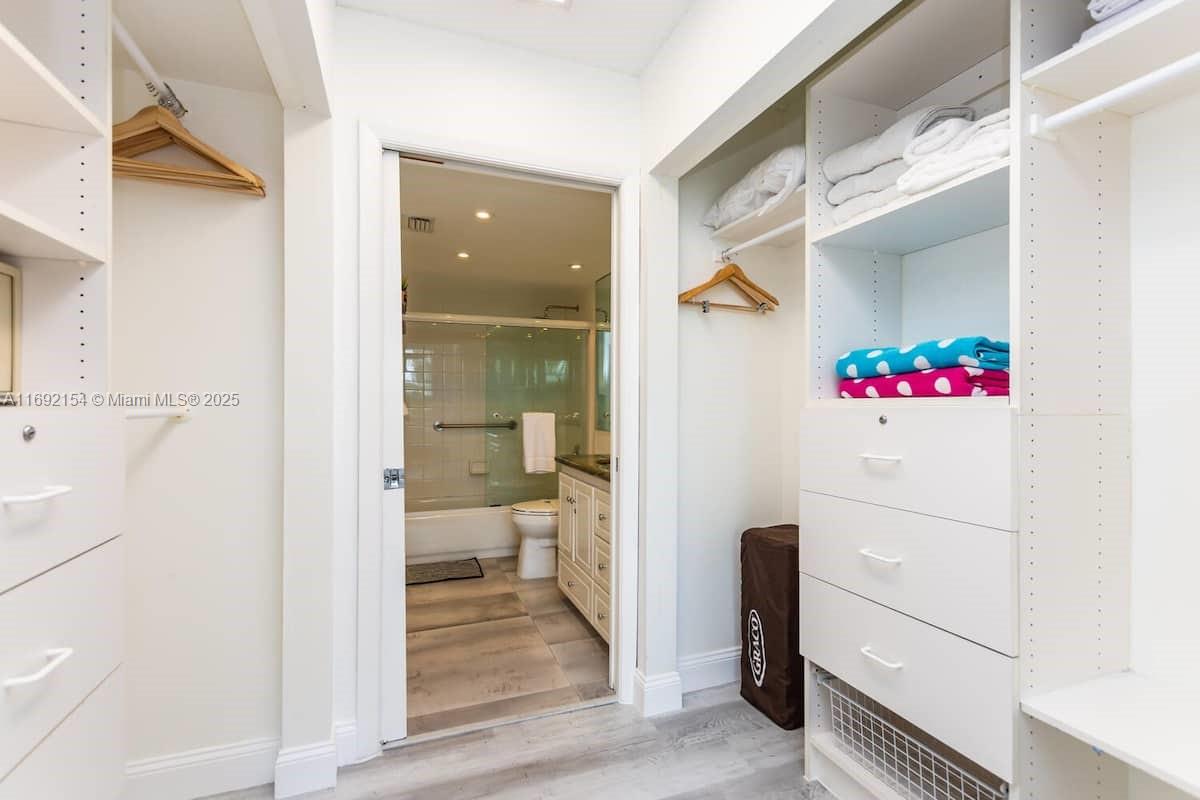 THE YACHT CLUB AT AVENTUR - Residential Lease