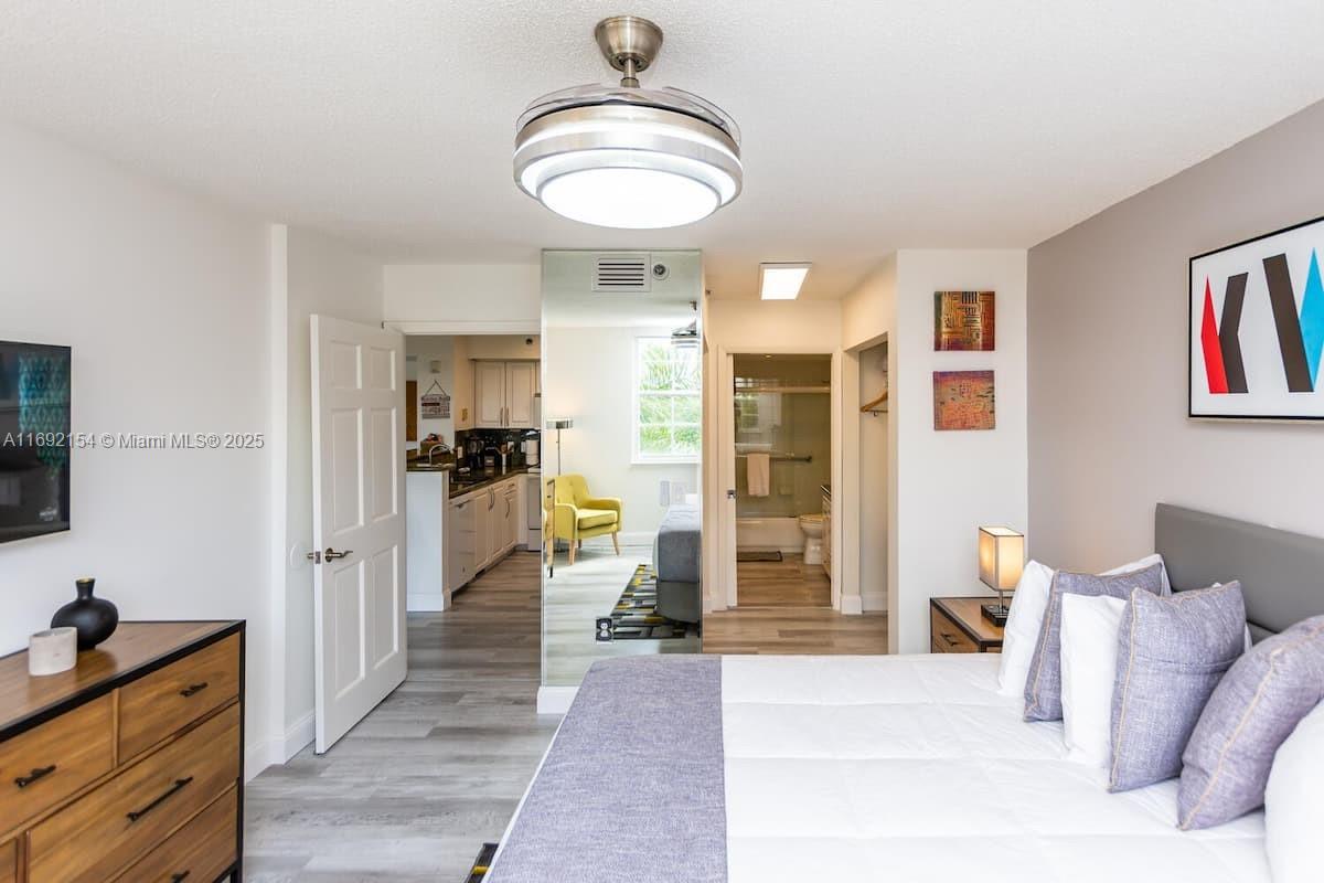 THE YACHT CLUB AT AVENTUR - Residential Lease