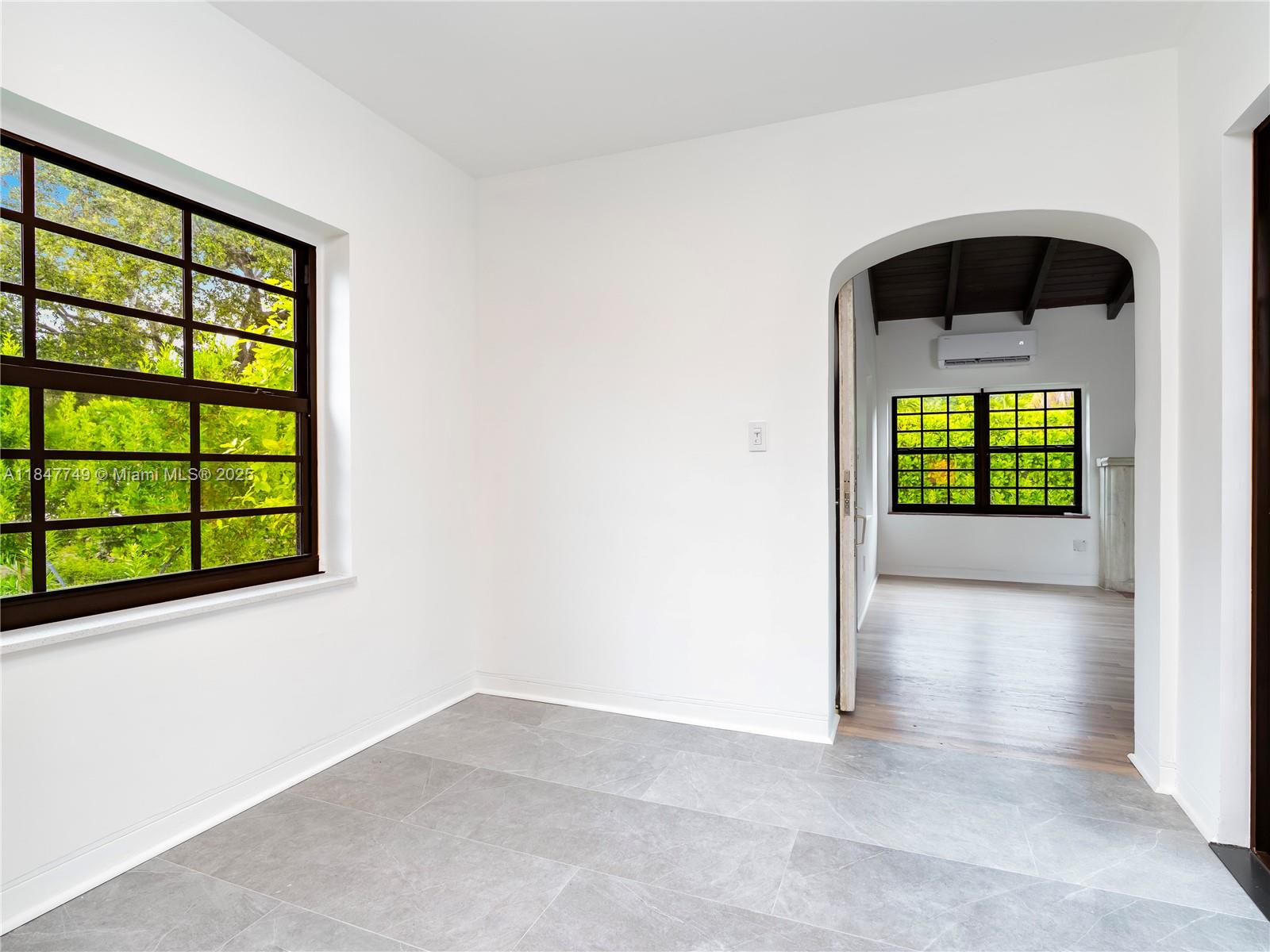 GRIFFING BISCAYNE PARK ES - Residential