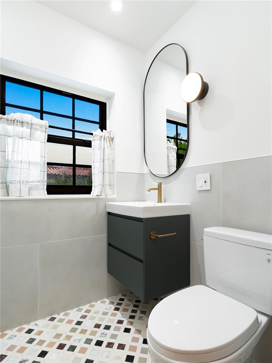 GRIFFING BISCAYNE PARK ES - Residential