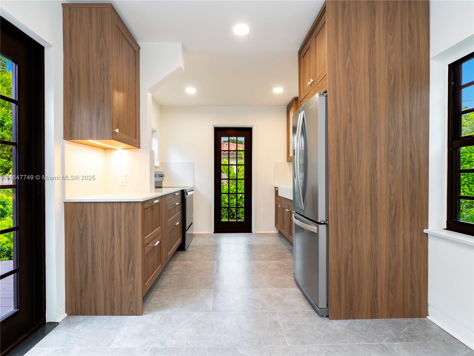 GRIFFING BISCAYNE PARK ES - Residential