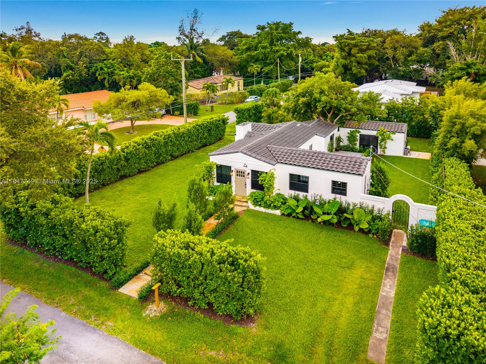 GRIFFING BISCAYNE PARK ES - Residential