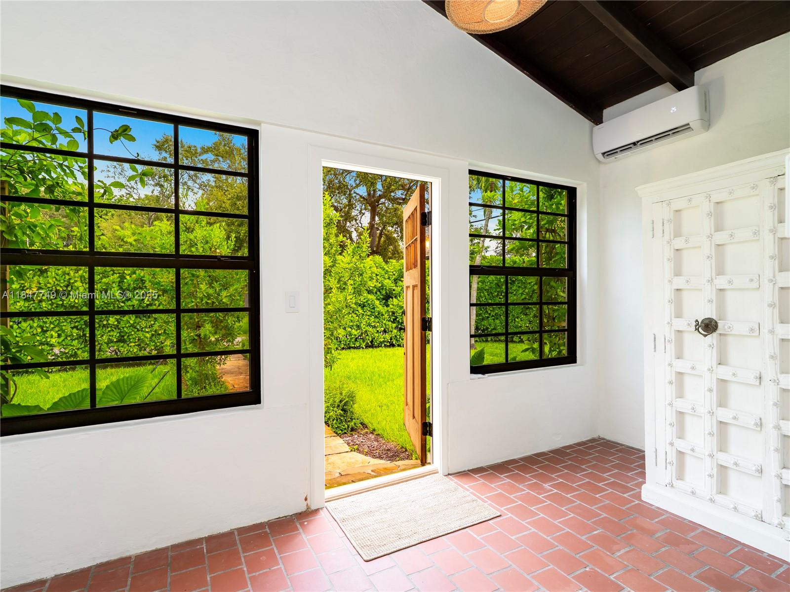 GRIFFING BISCAYNE PARK ES - Residential