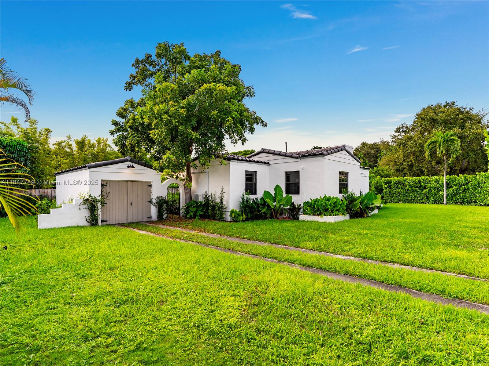 GRIFFING BISCAYNE PARK ES - Residential