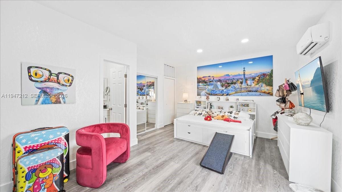 COMANCHE SUB - Residential