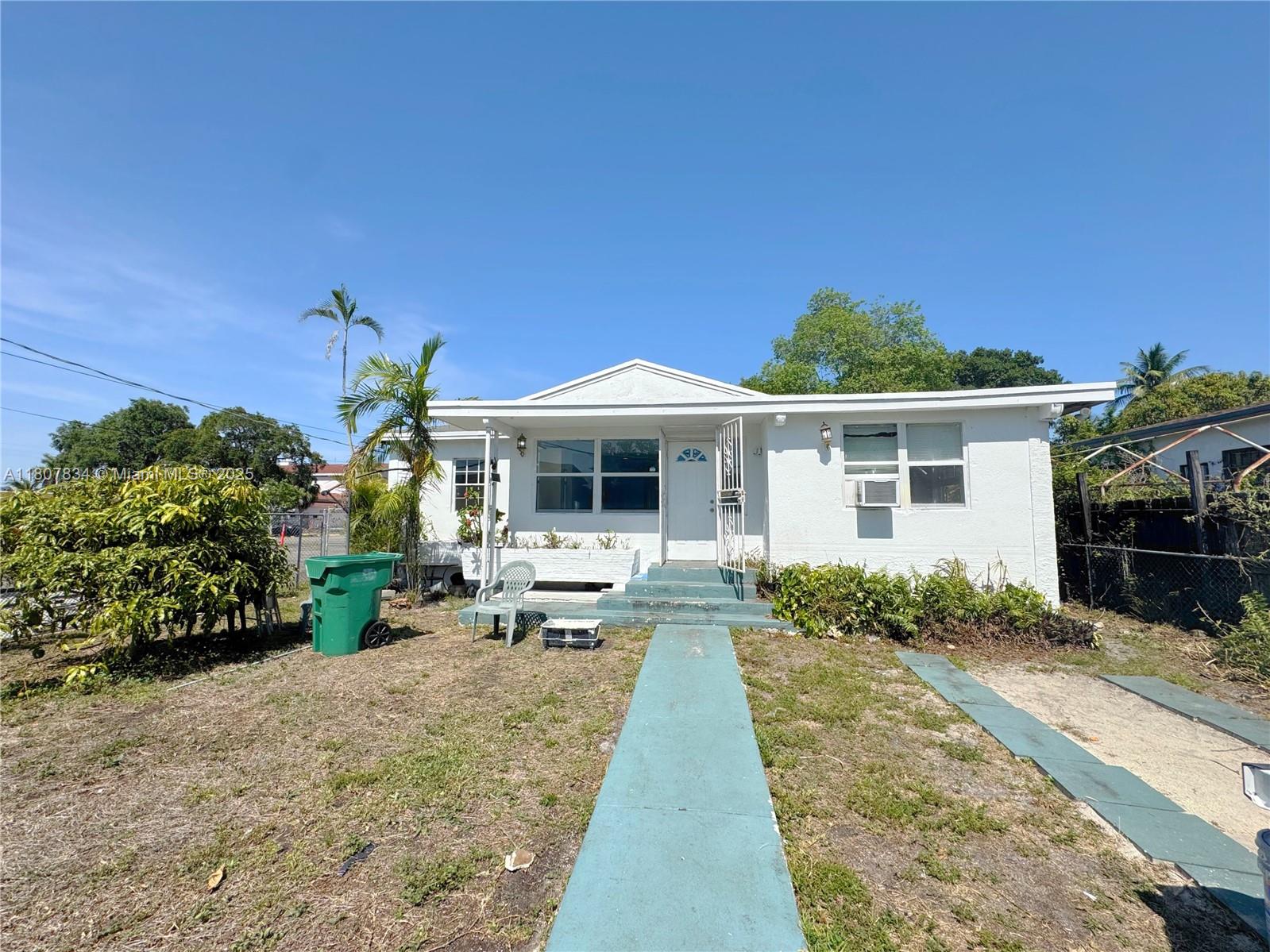 18201 Nw 20th Ave, Miami Gardens, Broward County, Florida - 4 Bedrooms  
2 Bathrooms - 