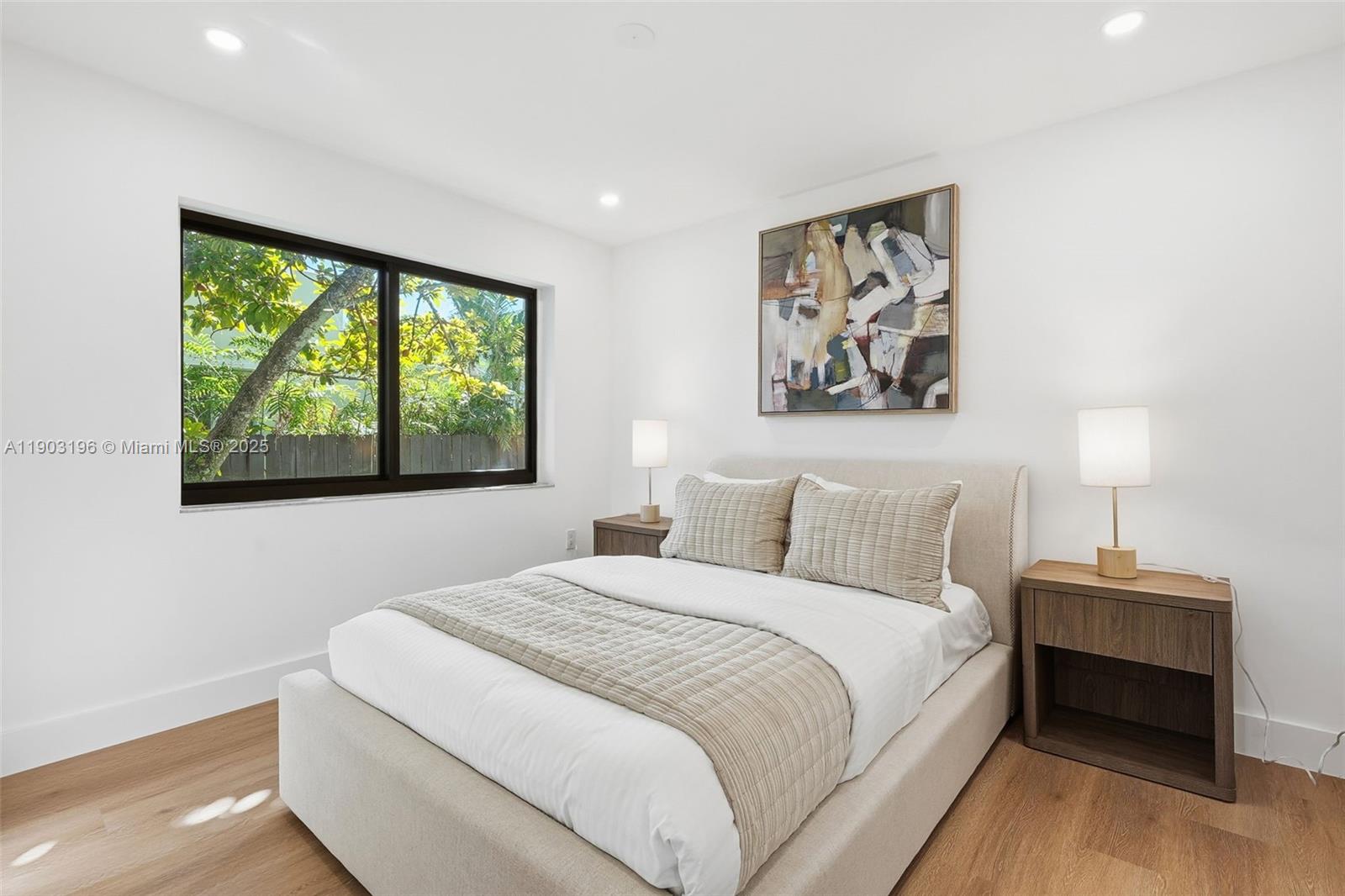 GRAPELAND PARK - Residential