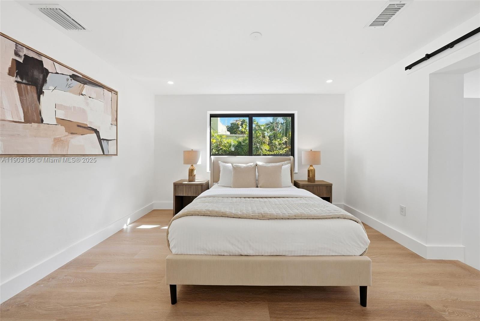 GRAPELAND PARK - Residential