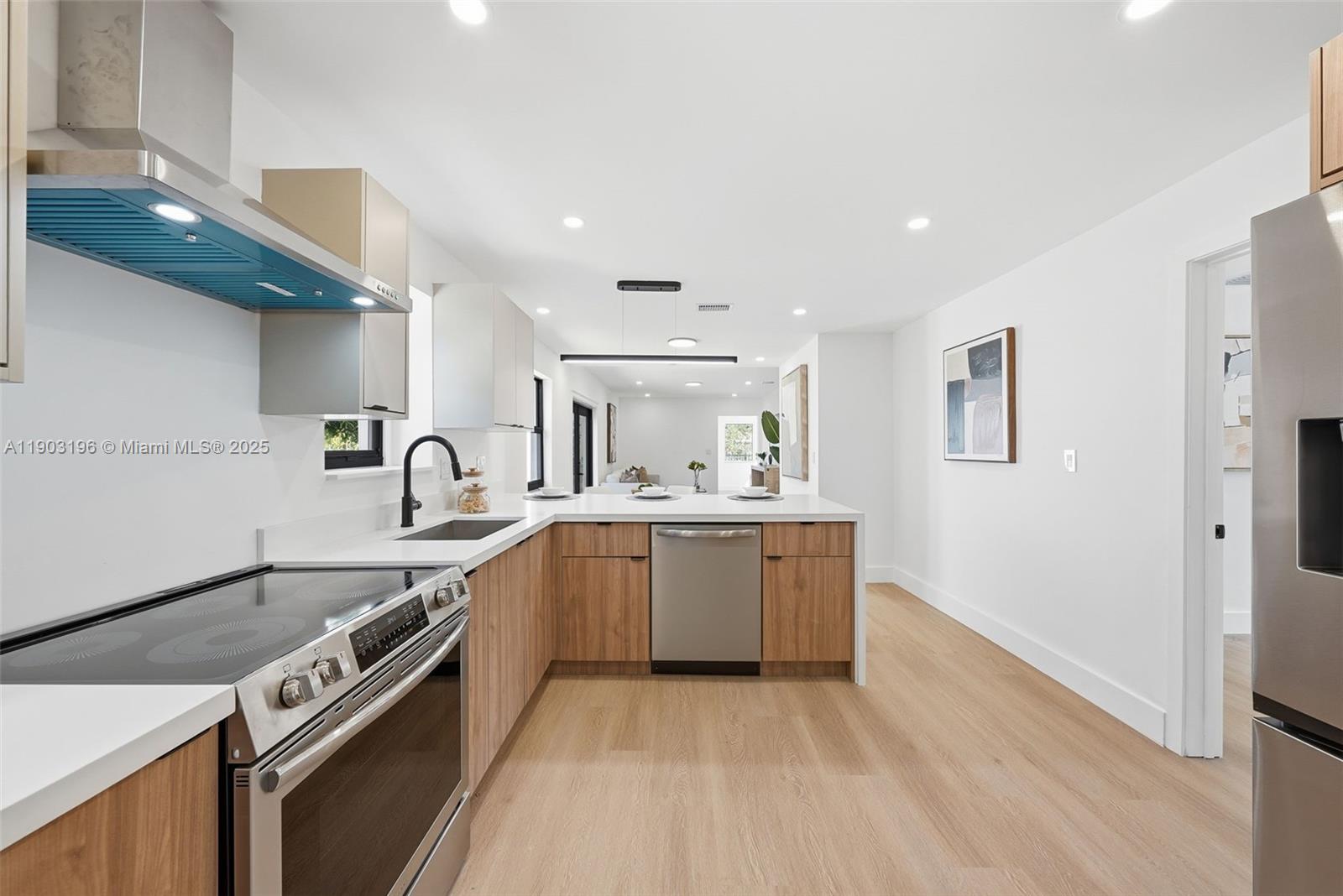 GRAPELAND PARK - Residential