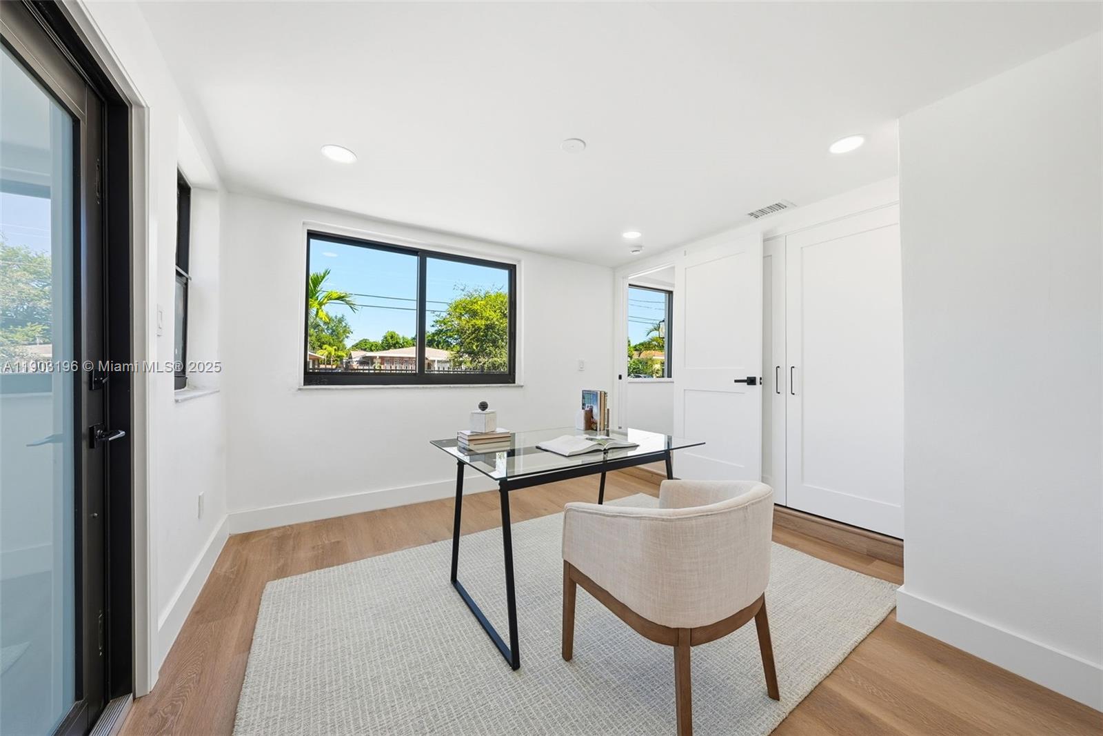 GRAPELAND PARK - Residential