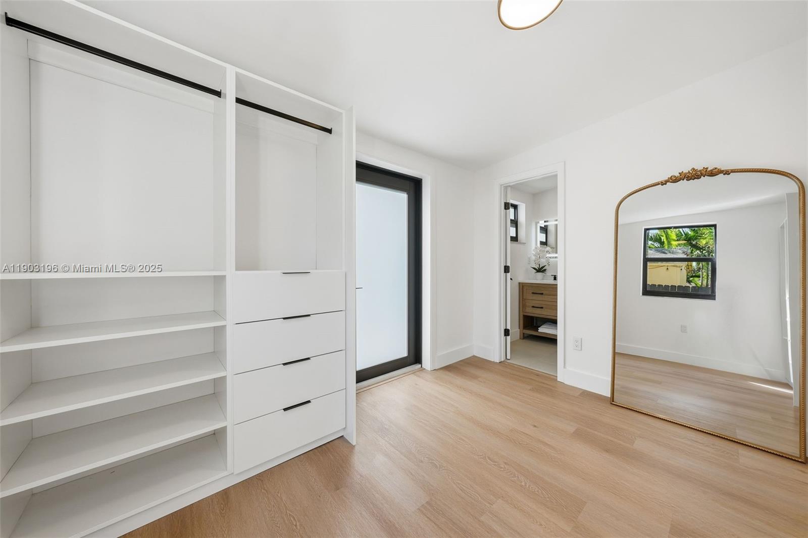 GRAPELAND PARK - Residential