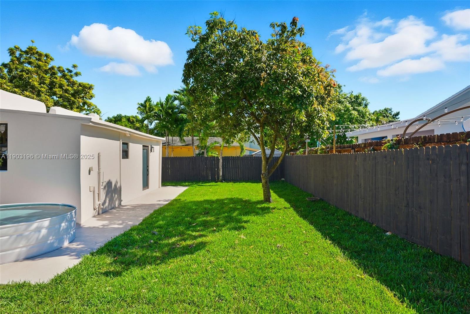 GRAPELAND PARK - Residential