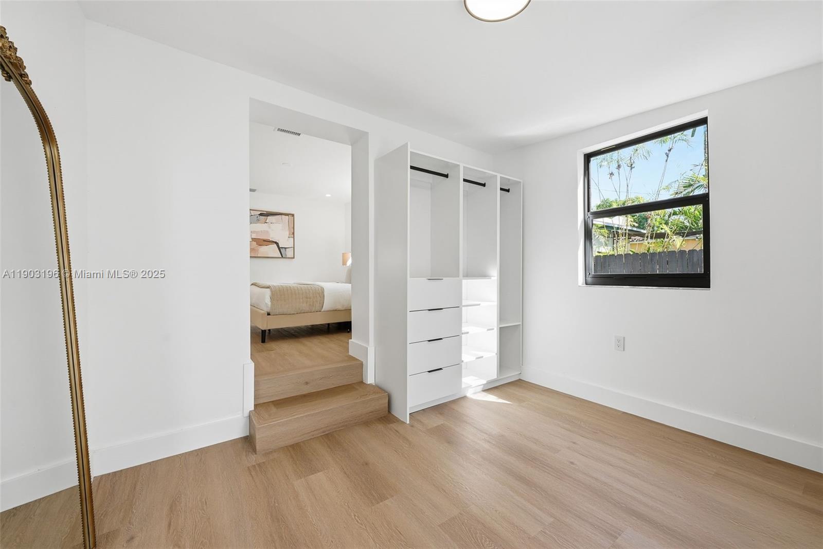 GRAPELAND PARK - Residential