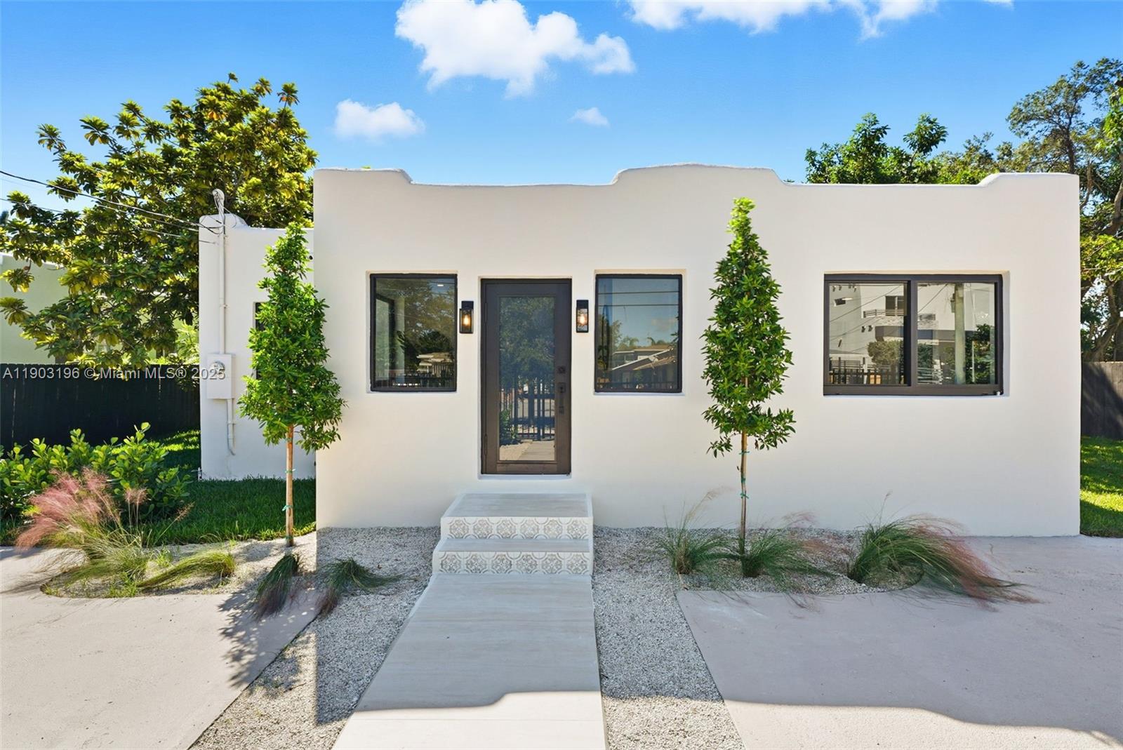 GRAPELAND PARK - Residential