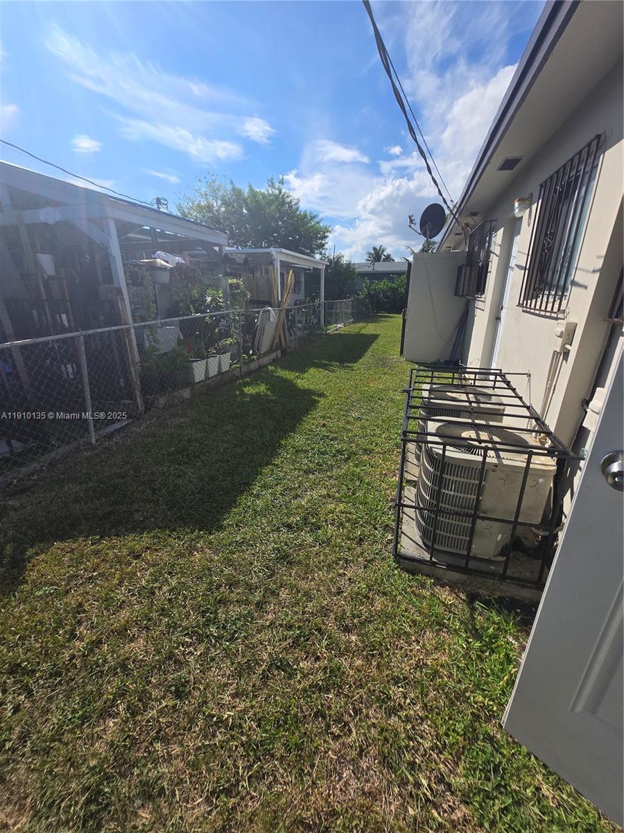 CRAVATTS ALLAPATTAH HOMES - Residential Lease