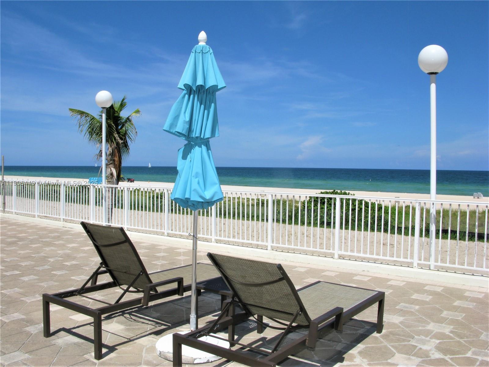 ARLEN BEACH CONDO - Residential