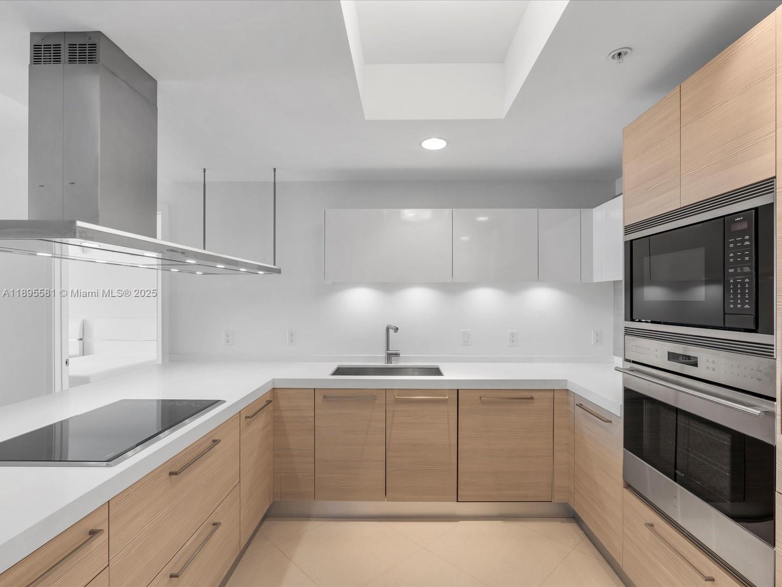 MARINA PALMS RESIDENCES N - Residential