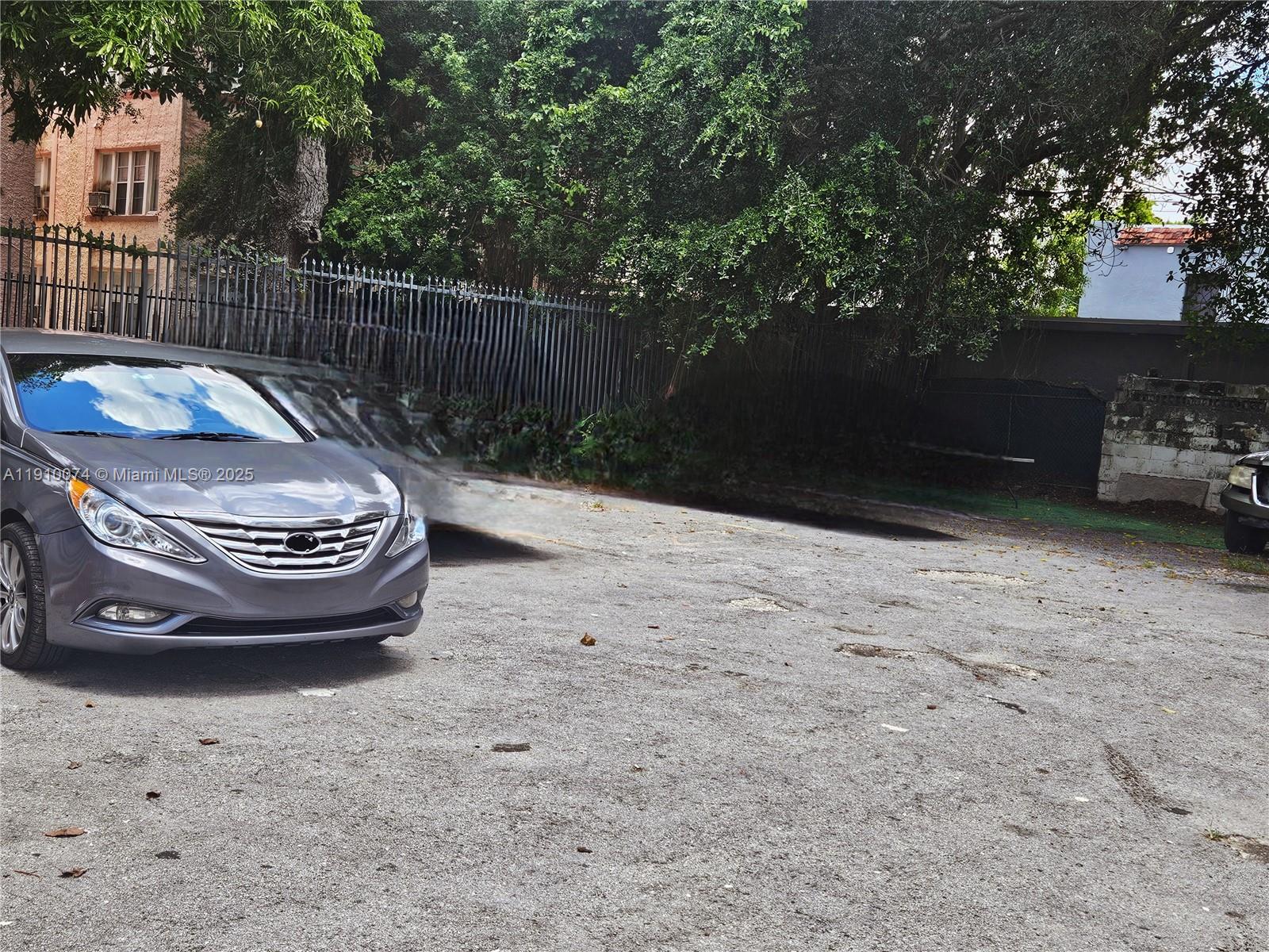 BRICKELL RIVERVIEW - Residential Lease