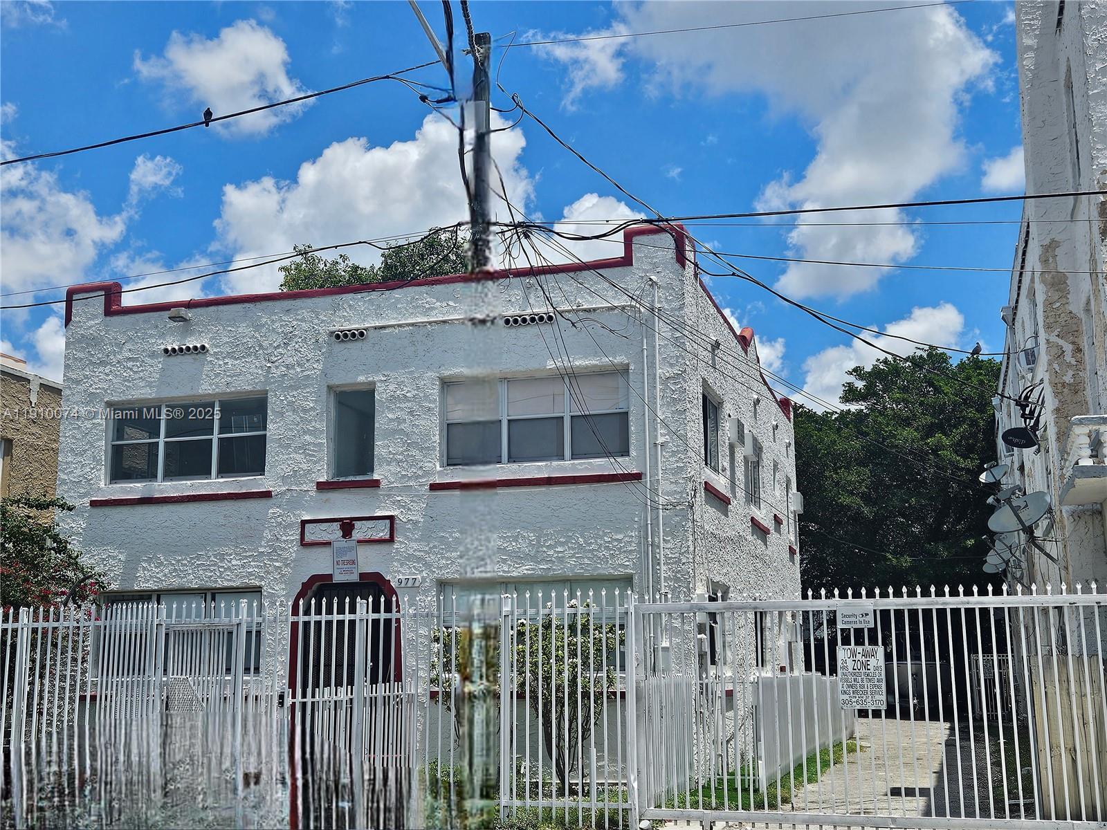 BRICKELL RIVERVIEW - Residential Lease