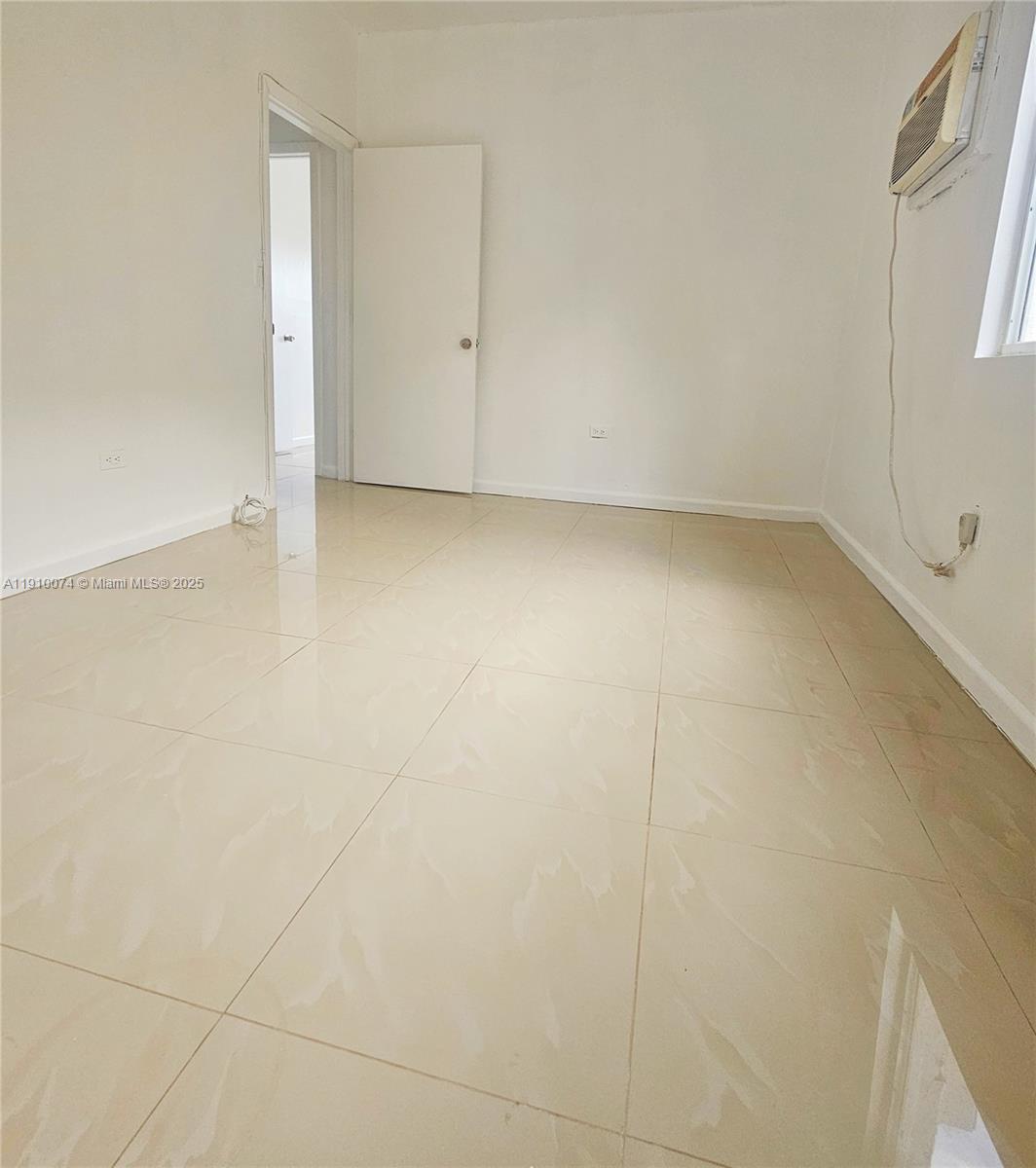 BRICKELL RIVERVIEW - Residential Lease