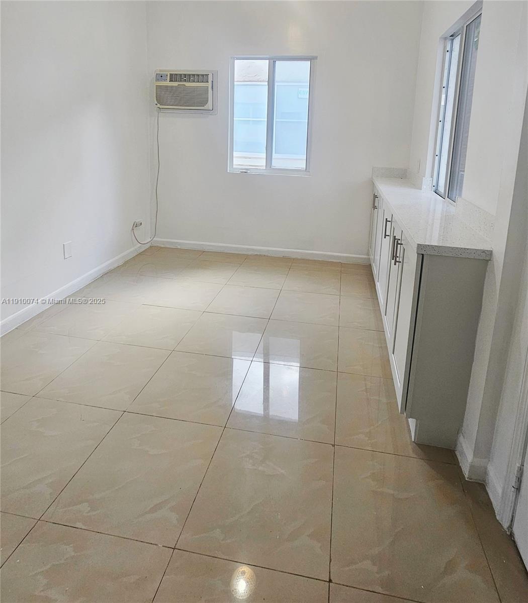 BRICKELL RIVERVIEW - Residential Lease