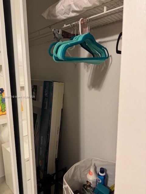 SUFFOLK AT CENTURY VILLAG - Residential