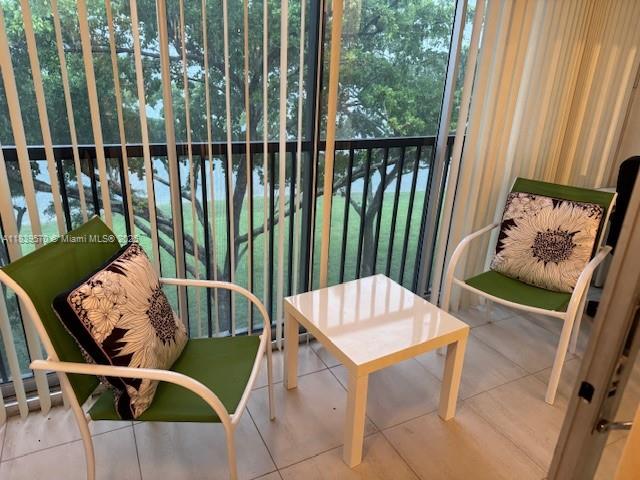 SUFFOLK AT CENTURY VILLAG - Residential