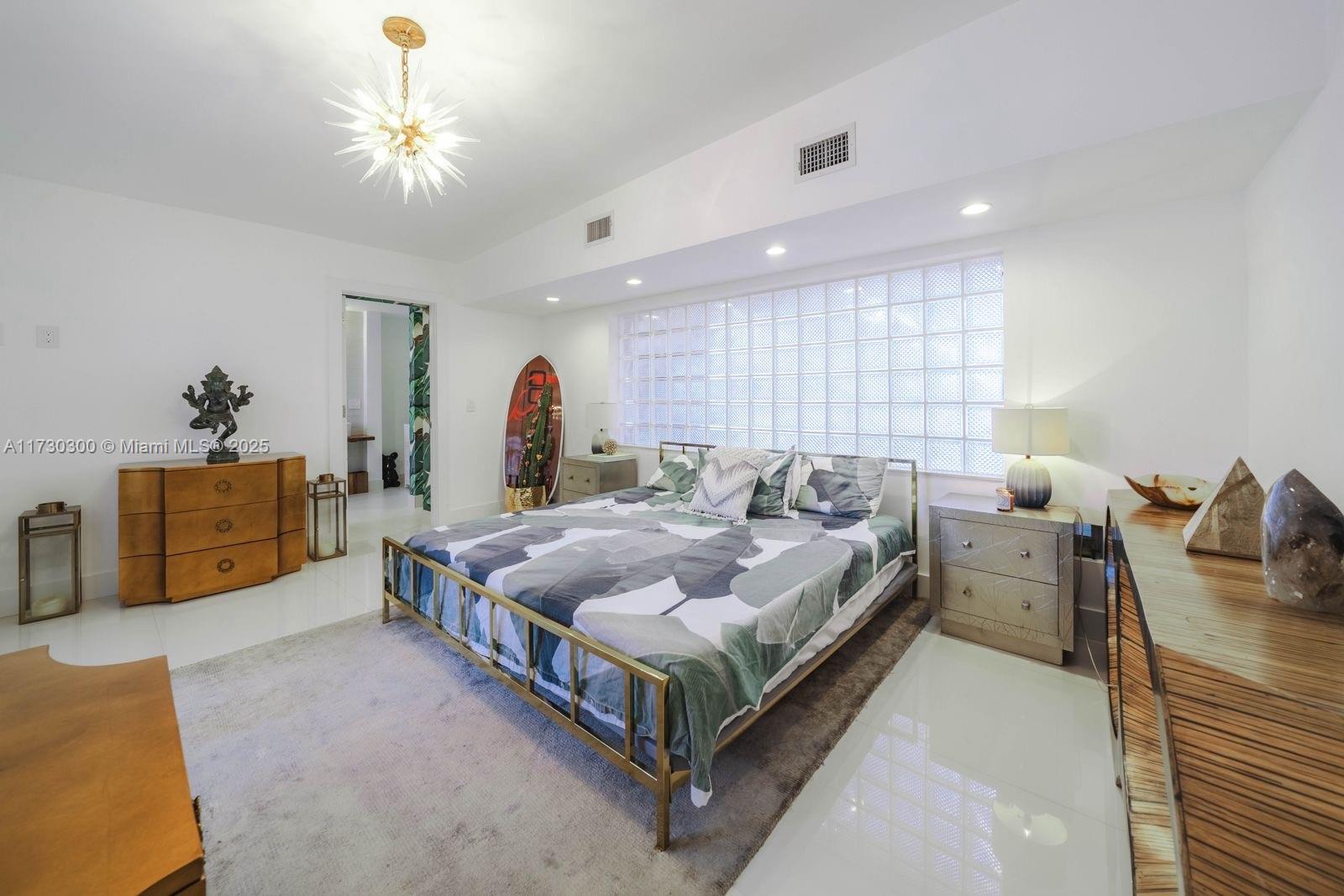 SKY LAKE - Residential