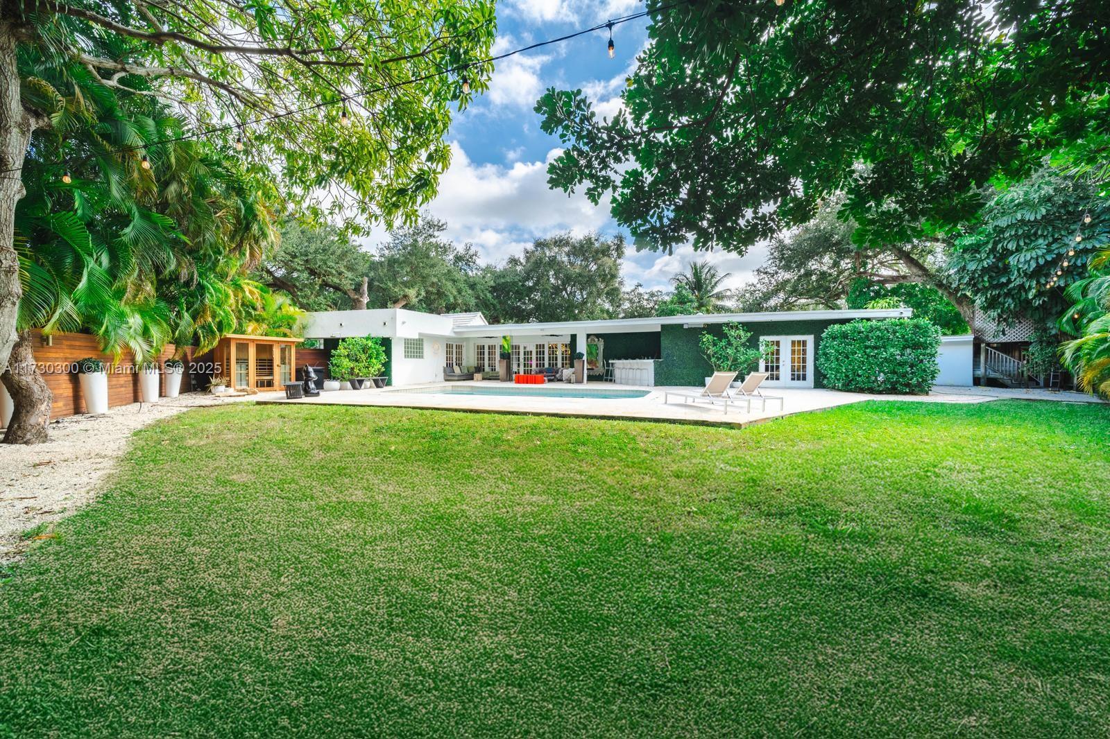 SKY LAKE - Residential