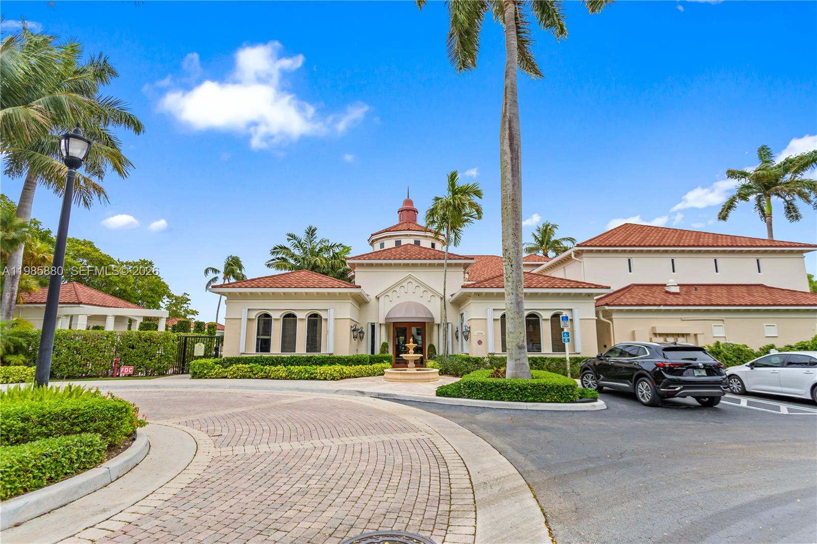 TUSCANY ON THE INTRACOAST - Residential