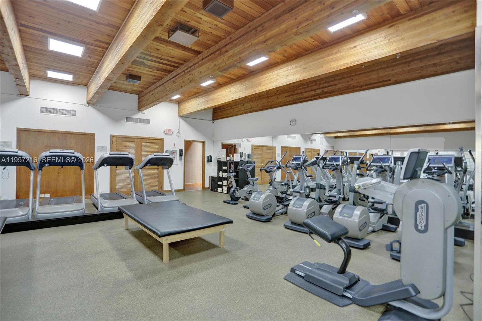 TOWERS OF QUAYSIDE CONDO - Residential