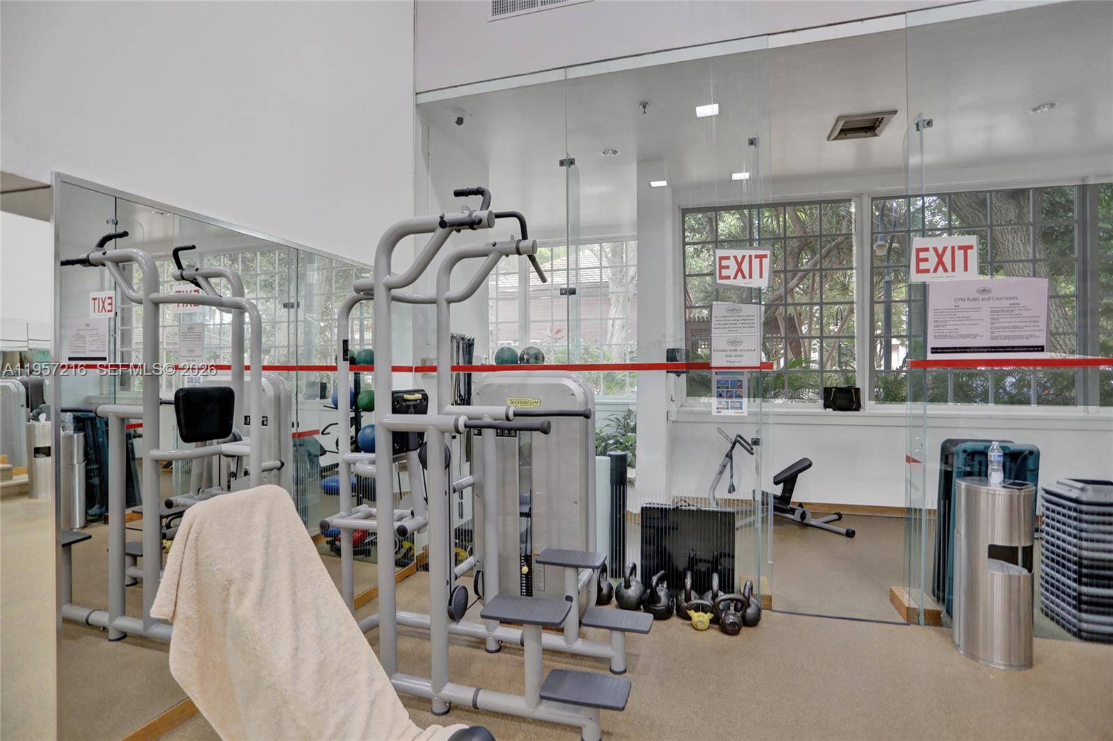 TOWERS OF QUAYSIDE CONDO - Residential