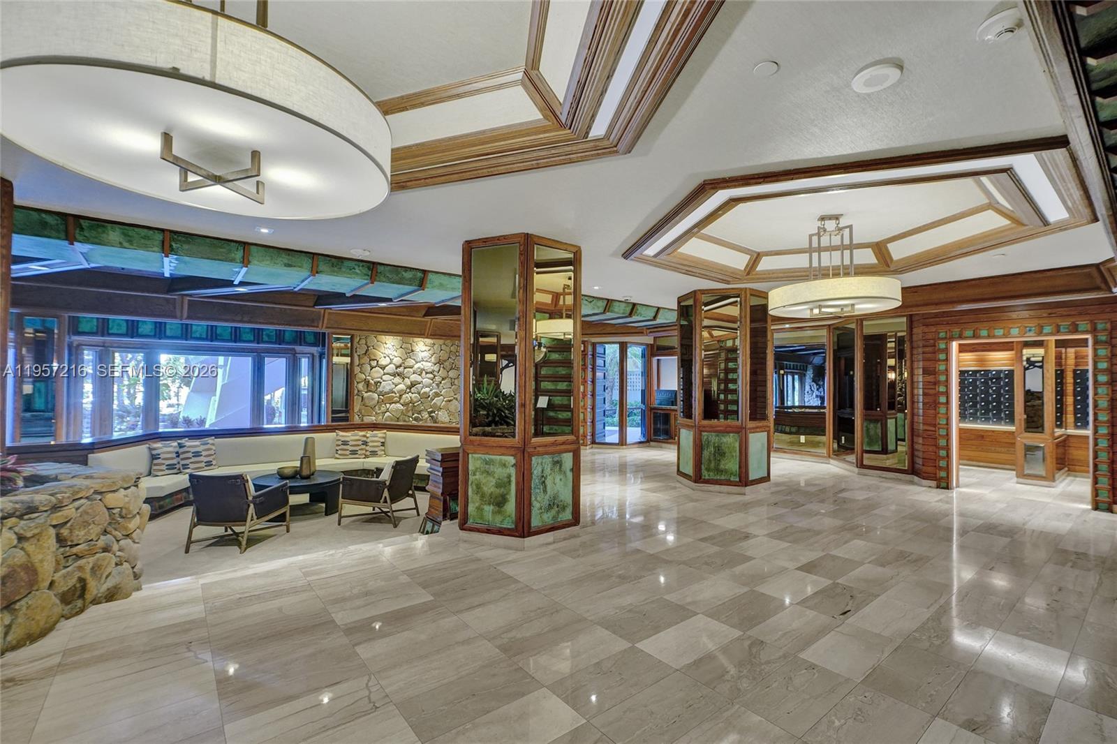 TOWERS OF QUAYSIDE CONDO - Residential