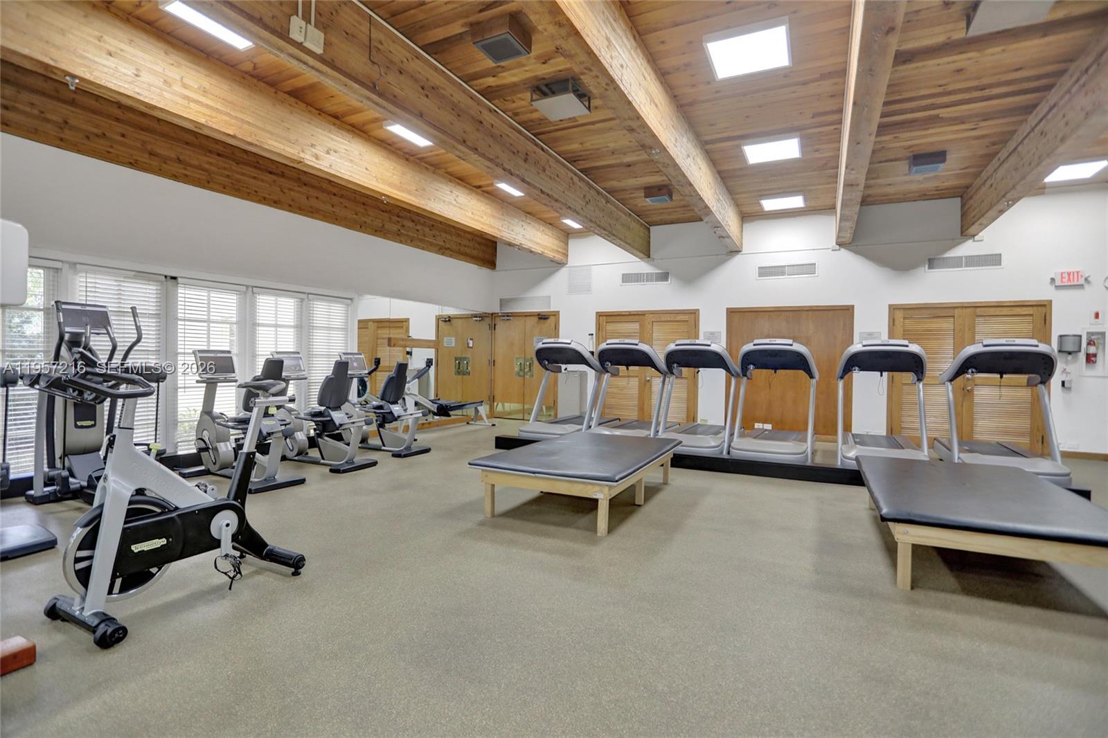 TOWERS OF QUAYSIDE CONDO - Residential